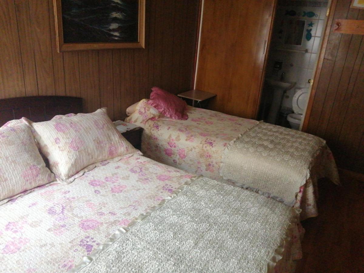 Alojamiento Familiar Rey Bed & Breakfast Punta Arenas Exterior photo