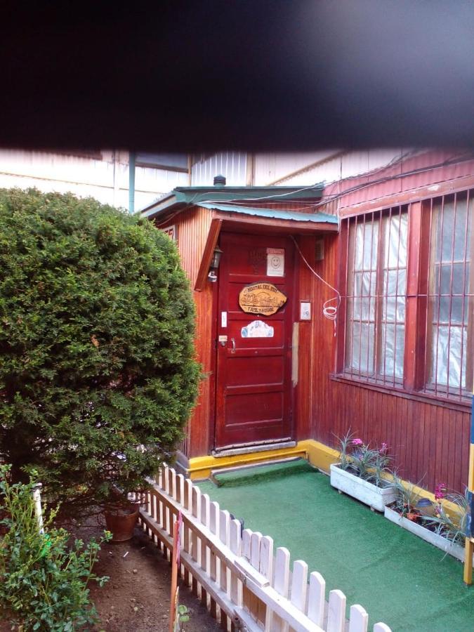 Alojamiento Familiar Rey Bed & Breakfast Punta Arenas Exterior photo