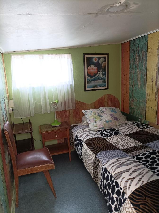 Alojamiento Familiar Rey Bed & Breakfast Punta Arenas Exterior photo