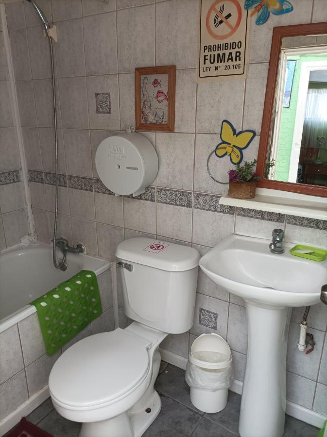 Alojamiento Familiar Rey Bed & Breakfast Punta Arenas Exterior photo
